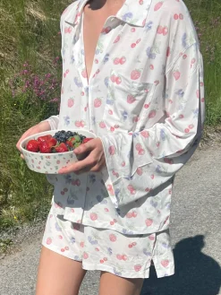 All Around Bowl Big Summer Berries