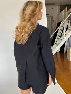 Breezy Shirt Black