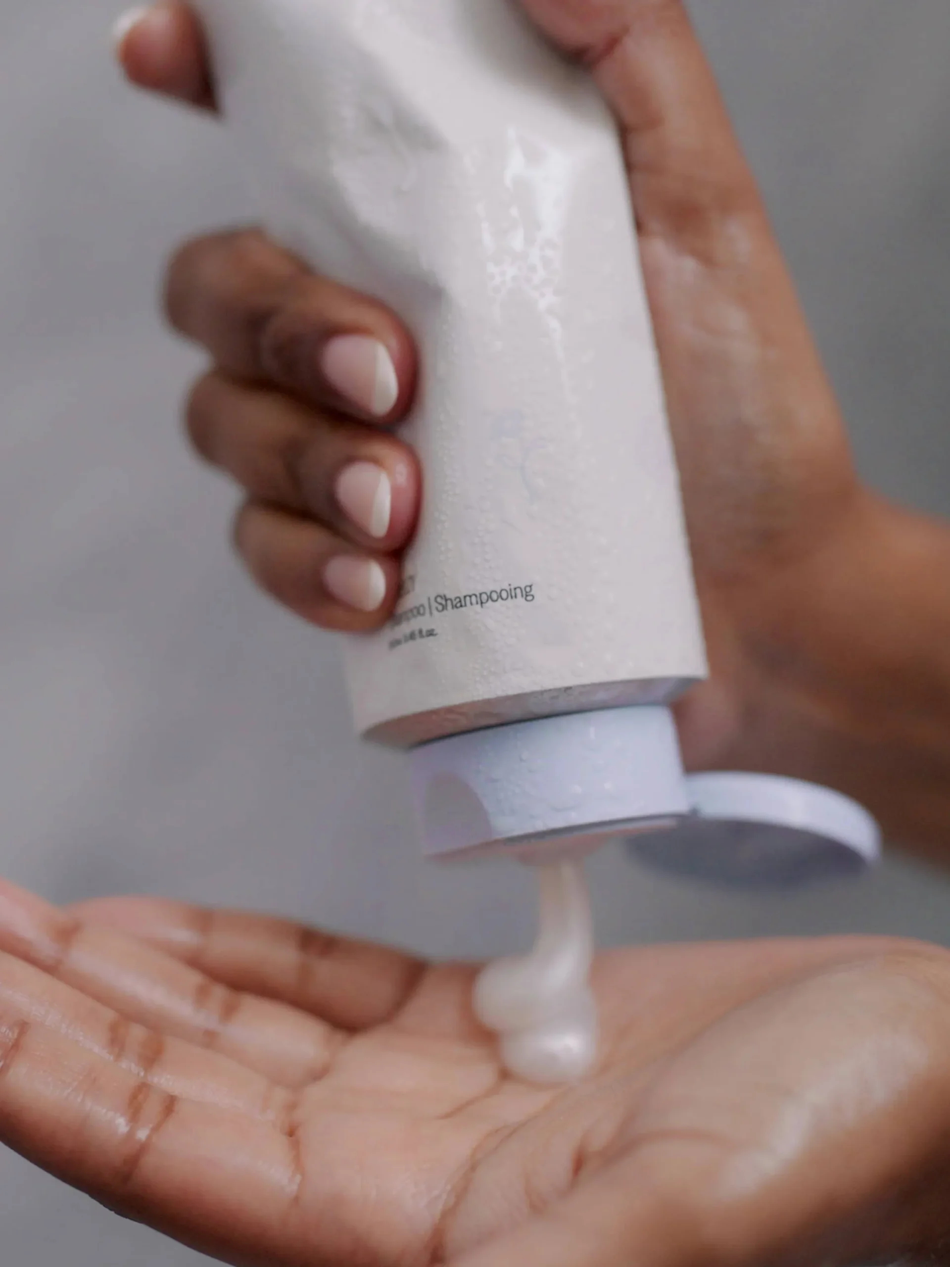 Breezy Weightless Shampoo