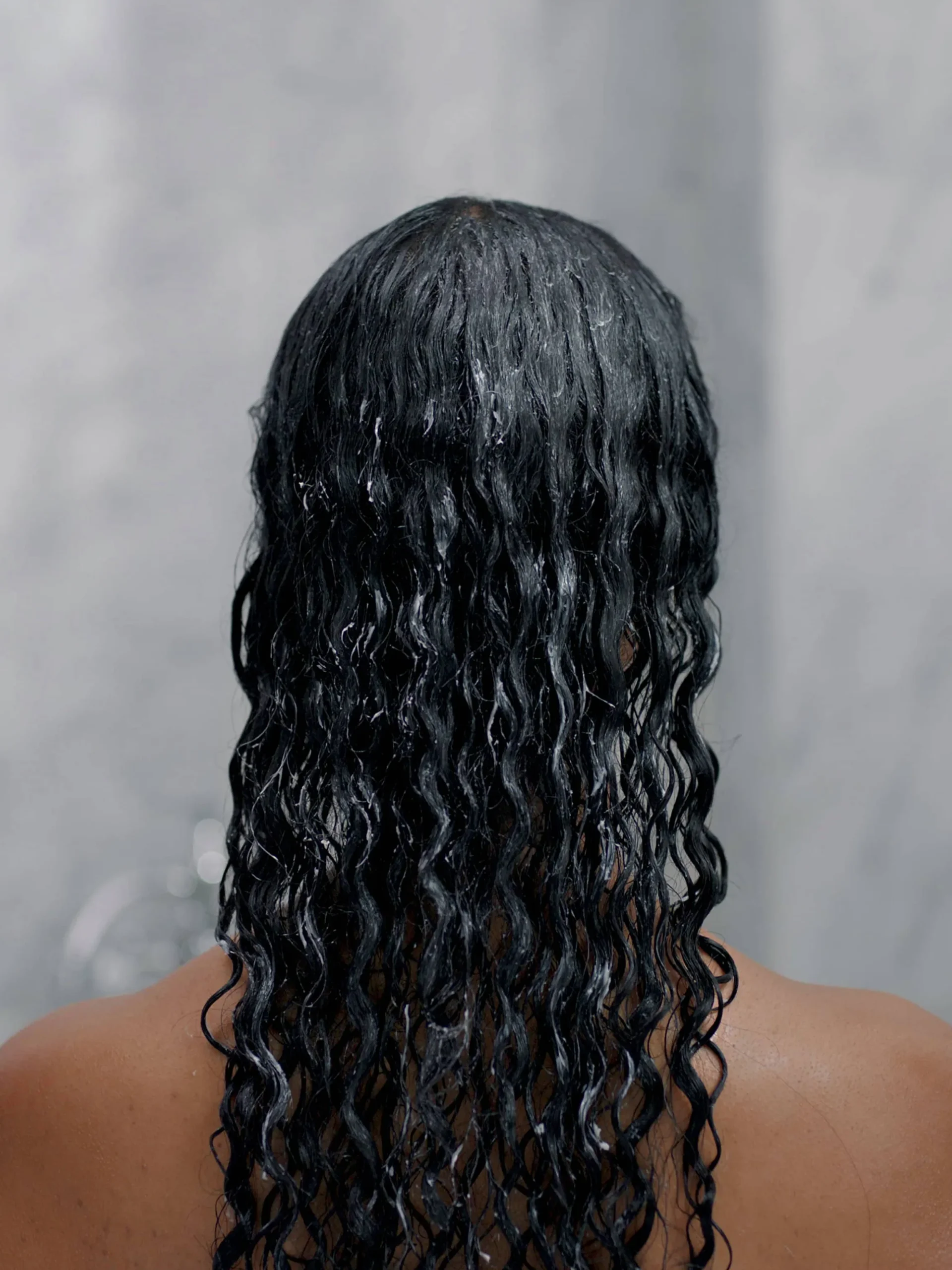 Breezy Weightless Shampoo