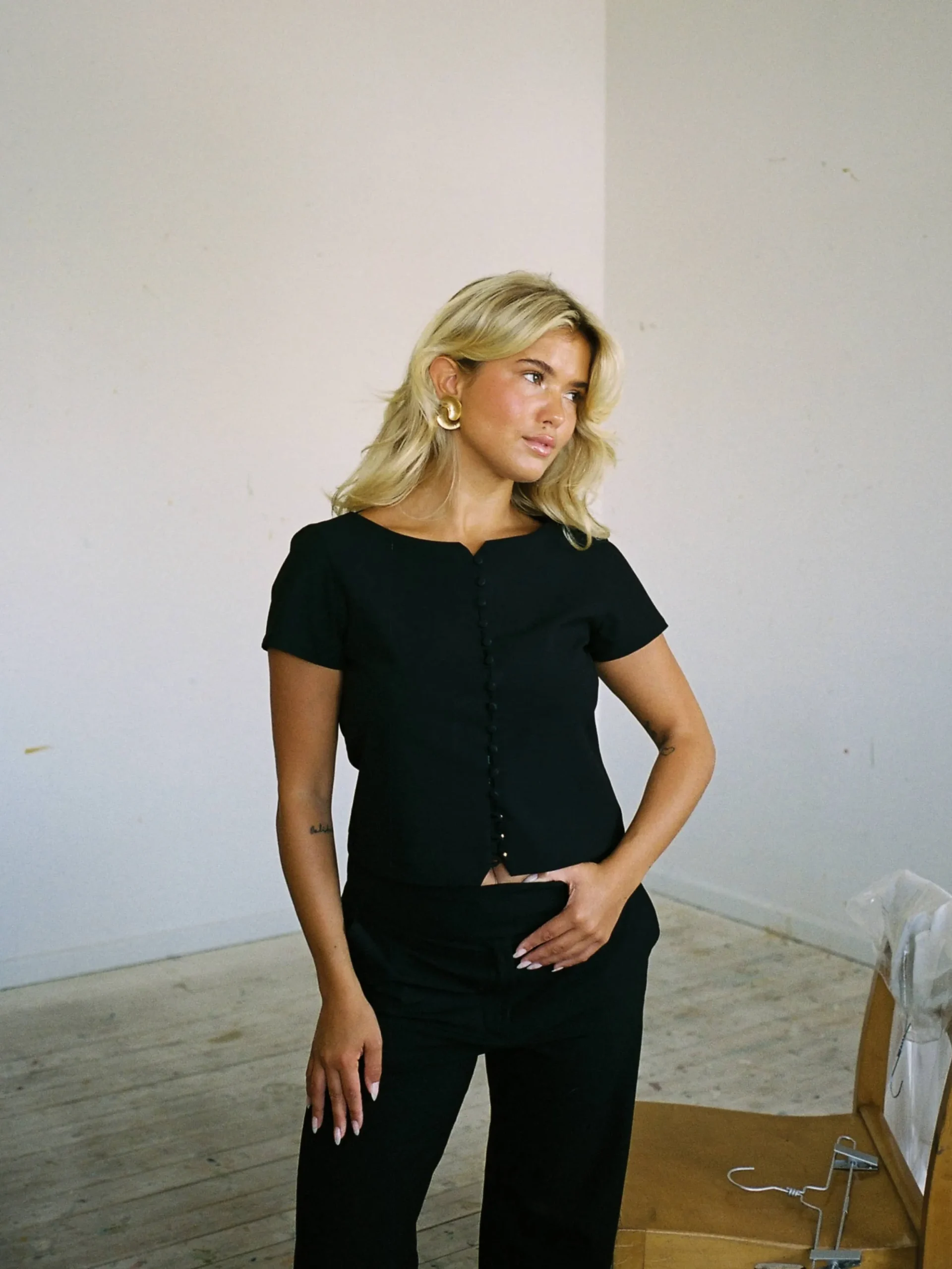 Day-to-day Top Black