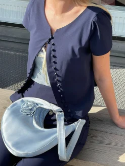 Day-to-day Top Deep Blue