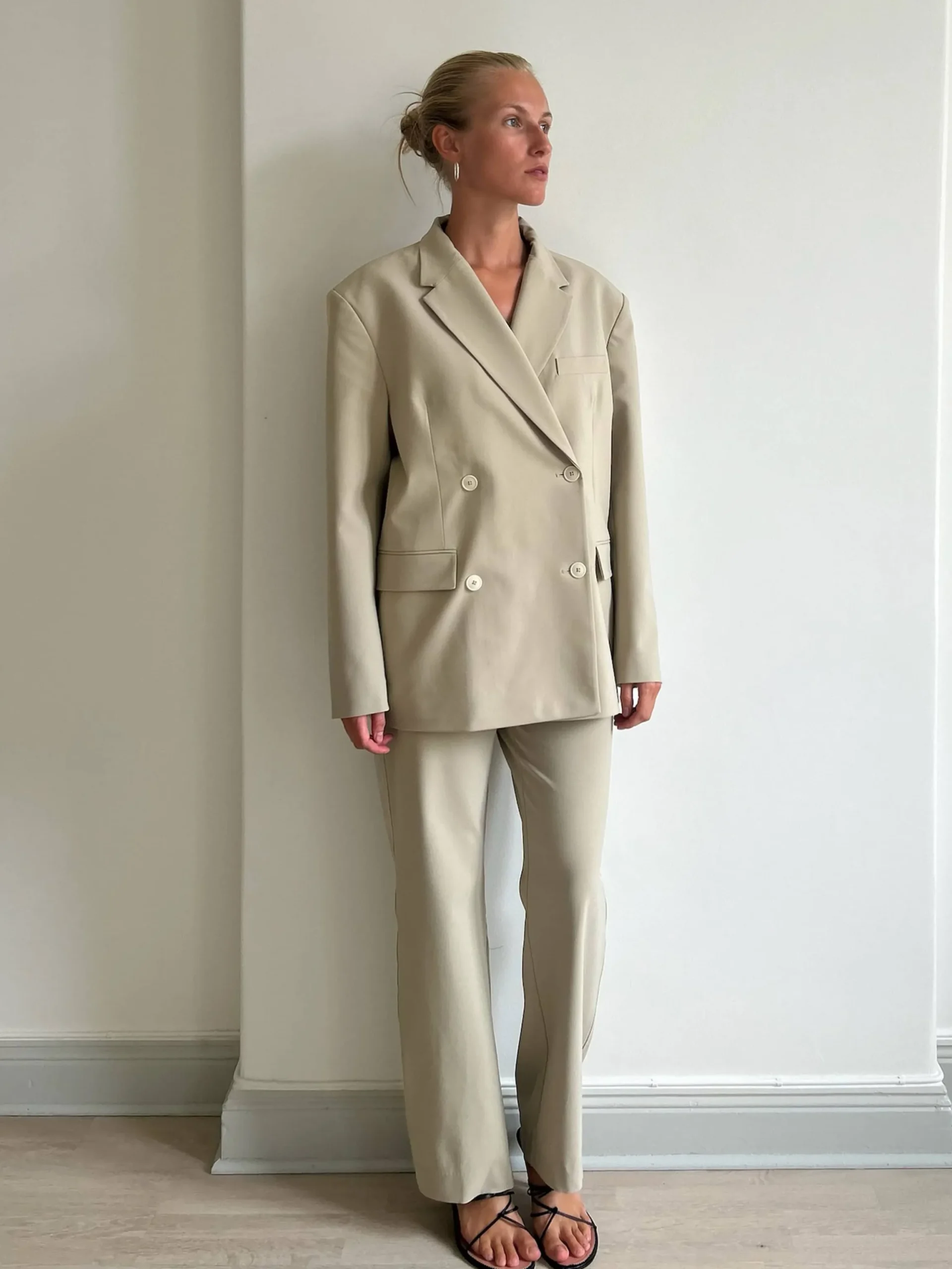 Essential Blazer Greige