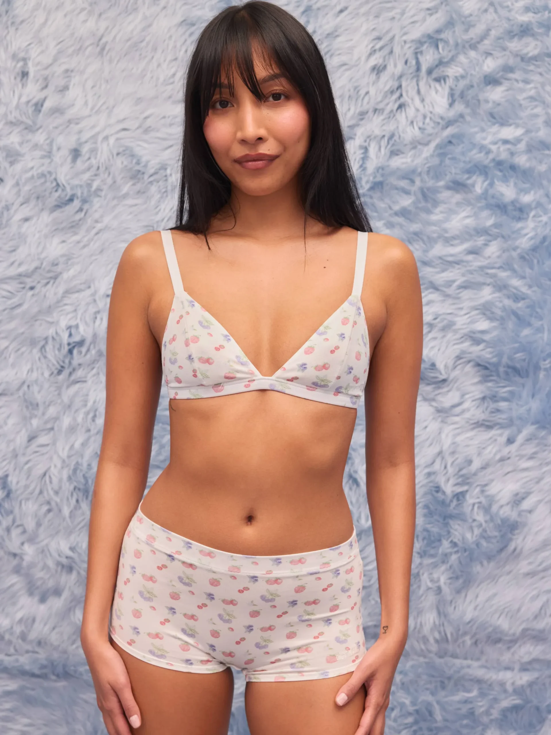 Go Close Triangle Bralette Summer Berries