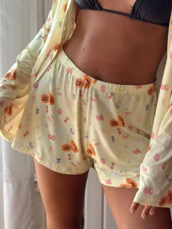 Go Slow Shorts Fruit