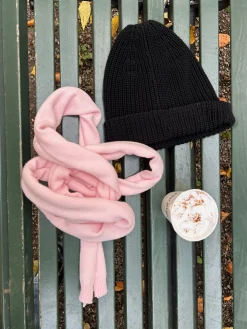 Knitted Beanie Black