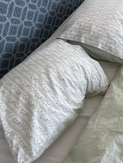 Pillow Case Lilac Dreams
