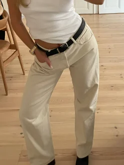 Relaxed Jeans Cream